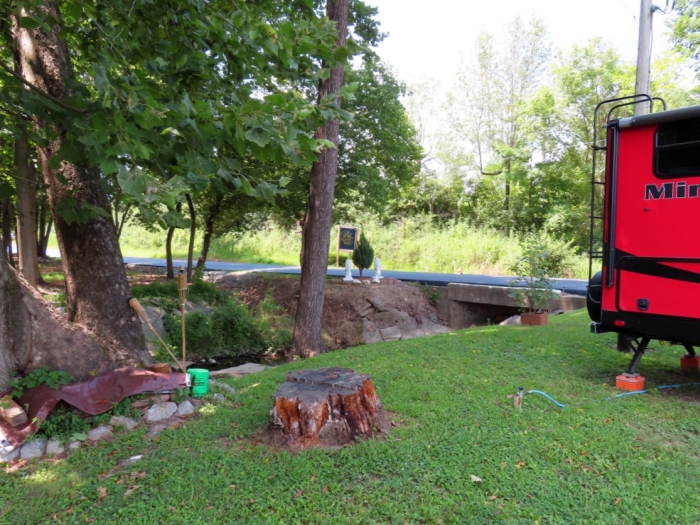 06_Brooks_RV_Park_full_hookup_campground_Louisville_KY