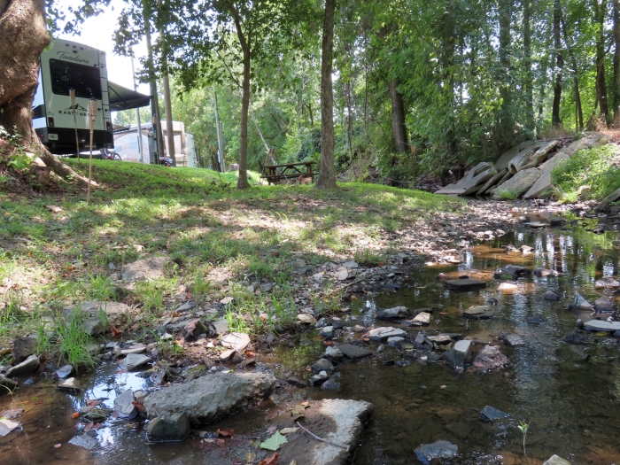 09_Brooks_RV_Park_full_hookup_campground_Louisville_KY