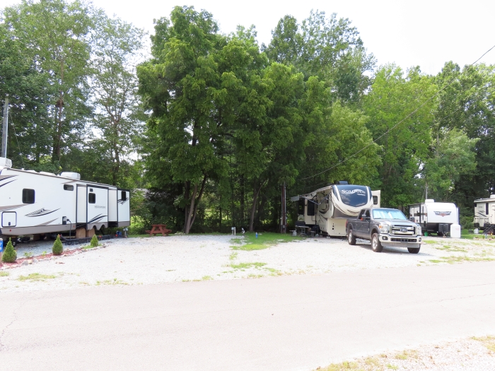 13_Brooks_RV_Park_full_hookup_campground_Louisville_KY