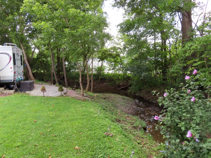 14_Brooks_RV_Park_full_hookup_campground_Louisville_KY