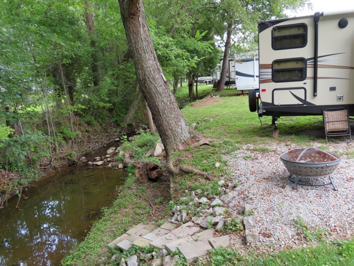 15_Brooks_RV_Park_full_hookup_campground_Louisville_KY