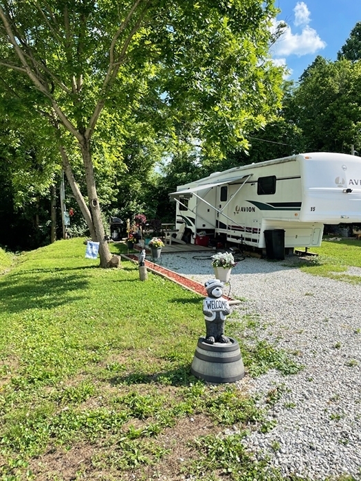27_Brooks_RV_Park_full_hookup_campground_Louisville_KY