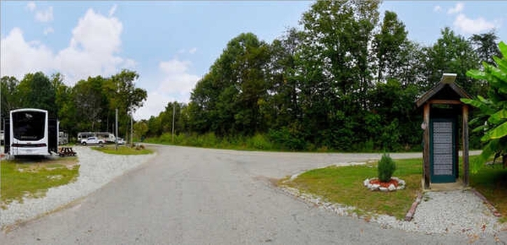 33_Brooks_RV_Park_full_hookup_campground_Louisville_KY